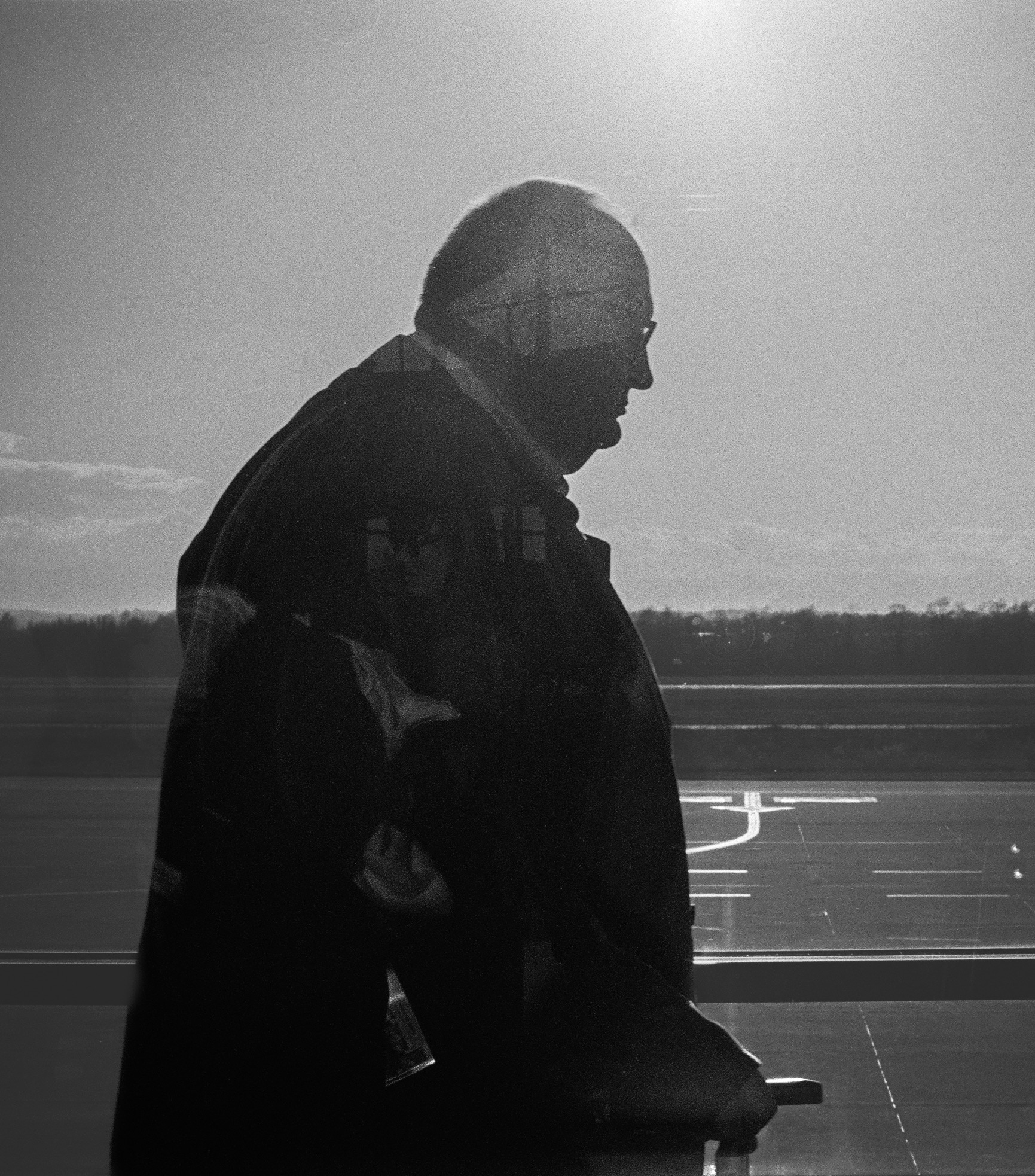 Louis Larrouturou - Art Direction GENOA