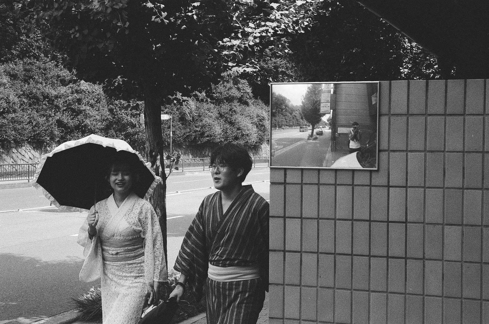 Louis Larrouturou - Art Direction JAPAN BLACK & WHITE